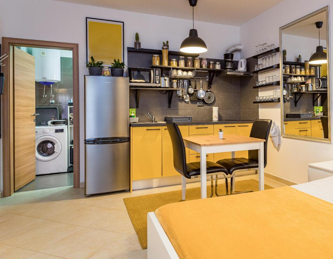 Studio Vita Julija Pula Luaran gambar