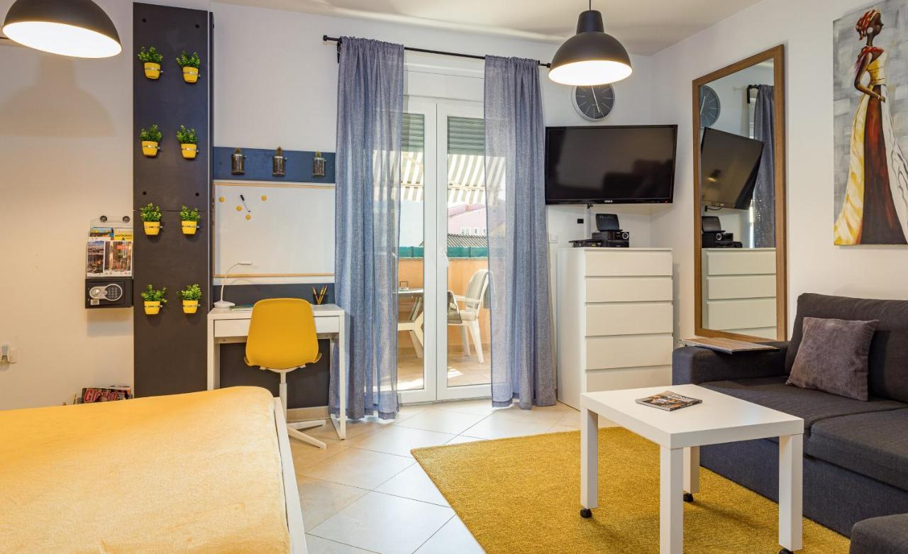 Studio Vita Julija Pula Luaran gambar